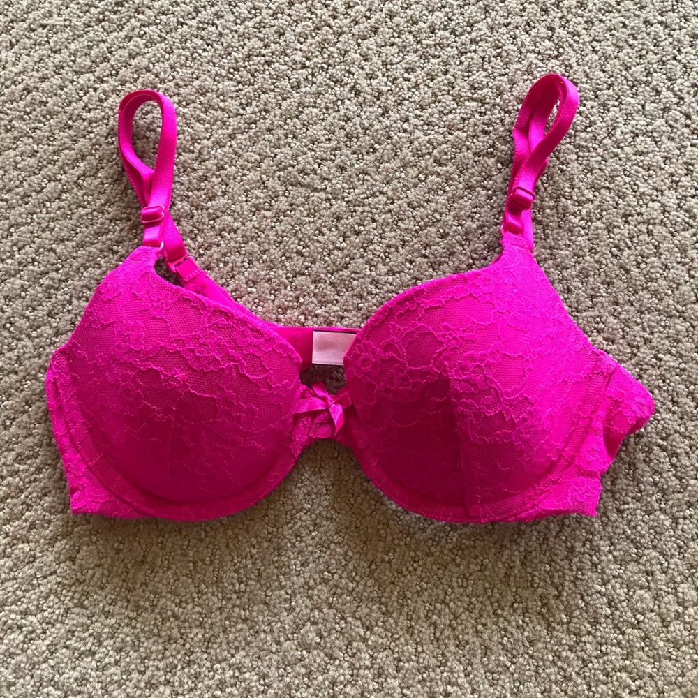 Victoria’s Secret Bra - Demi 34B